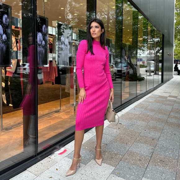 Maria Turtleneck Ribbed Midi Dress long sleeves gold tone buttons - Fuchsia - Picture 3 of 5